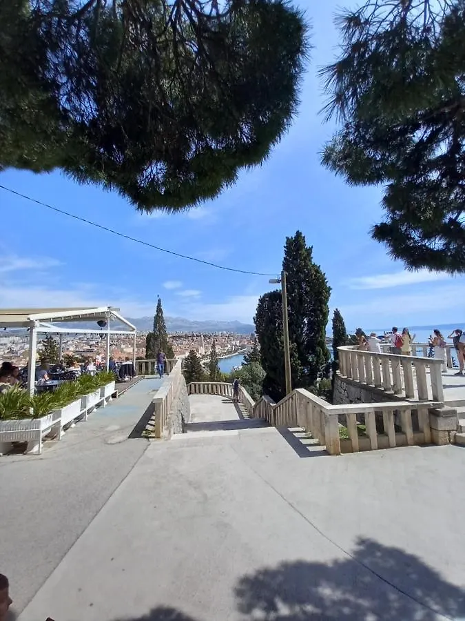 Nona Tonka Apartamento Split